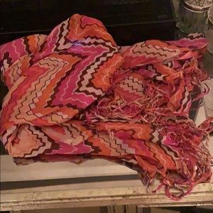 Bright fringed cotton print lt neck scarf